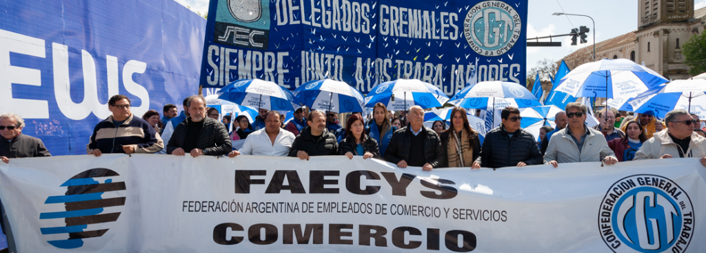 ¡Comercio presente en el acto por el Día de la Lealtad!